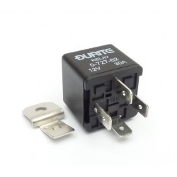 12V 4 Blade 30A Type A